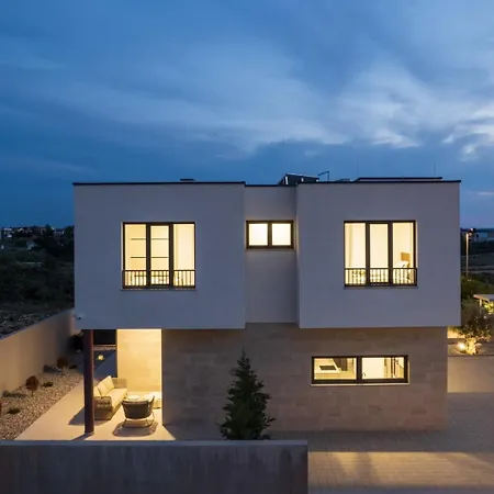 New 55 - Heated Pool Jacuzzi Sauna 빌라