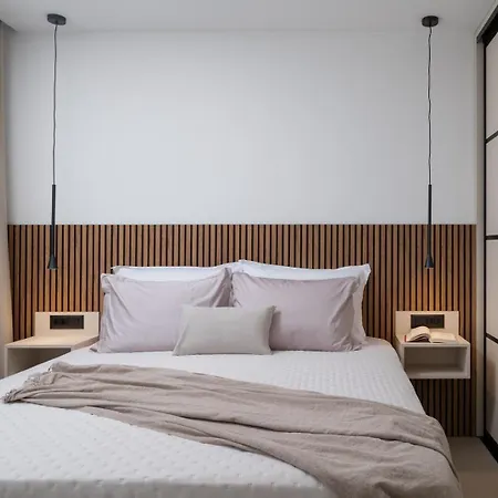 New 55 - Heated Pool Jacuzzi Sauna