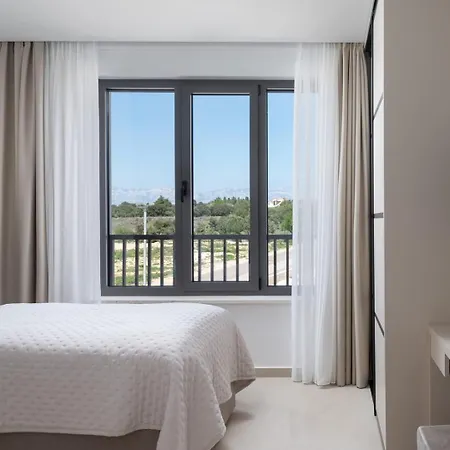 Βίλα New 55 - Heated Pool Jacuzzi Sauna Vrsi