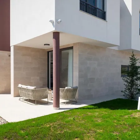 New 55 - Heated Pool Jacuzzi Sauna Βίλα Vrsi