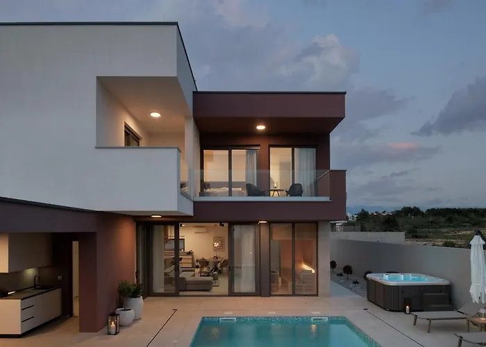 New 55 - Heated Pool Jacuzzi Sauna Vrsi