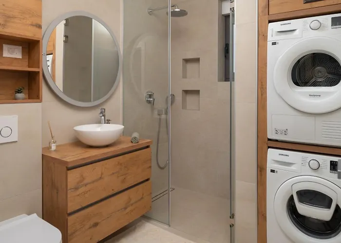 New 55 - Heated Pool Jacuzzi Sauna Vrsi