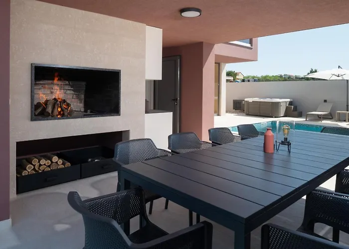 Вилла New 55 - Heated Pool Jacuzzi Sauna